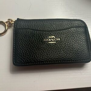 Black Coach zip around card case w/keychain